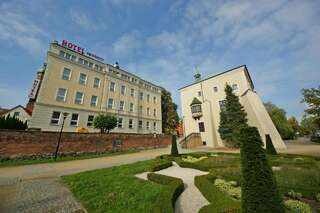 Отель Hotel Zamkowy Слупск-6